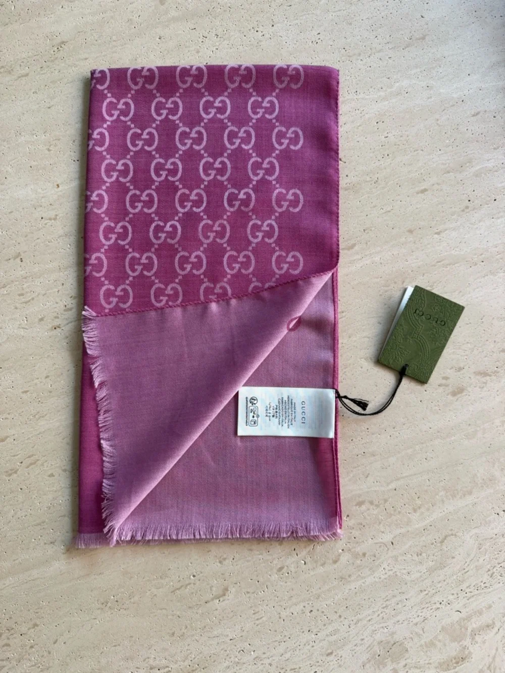 NWT Gucci  GG Jacquard Wool/Silk Blend Pink Scarf - Shawl 💖